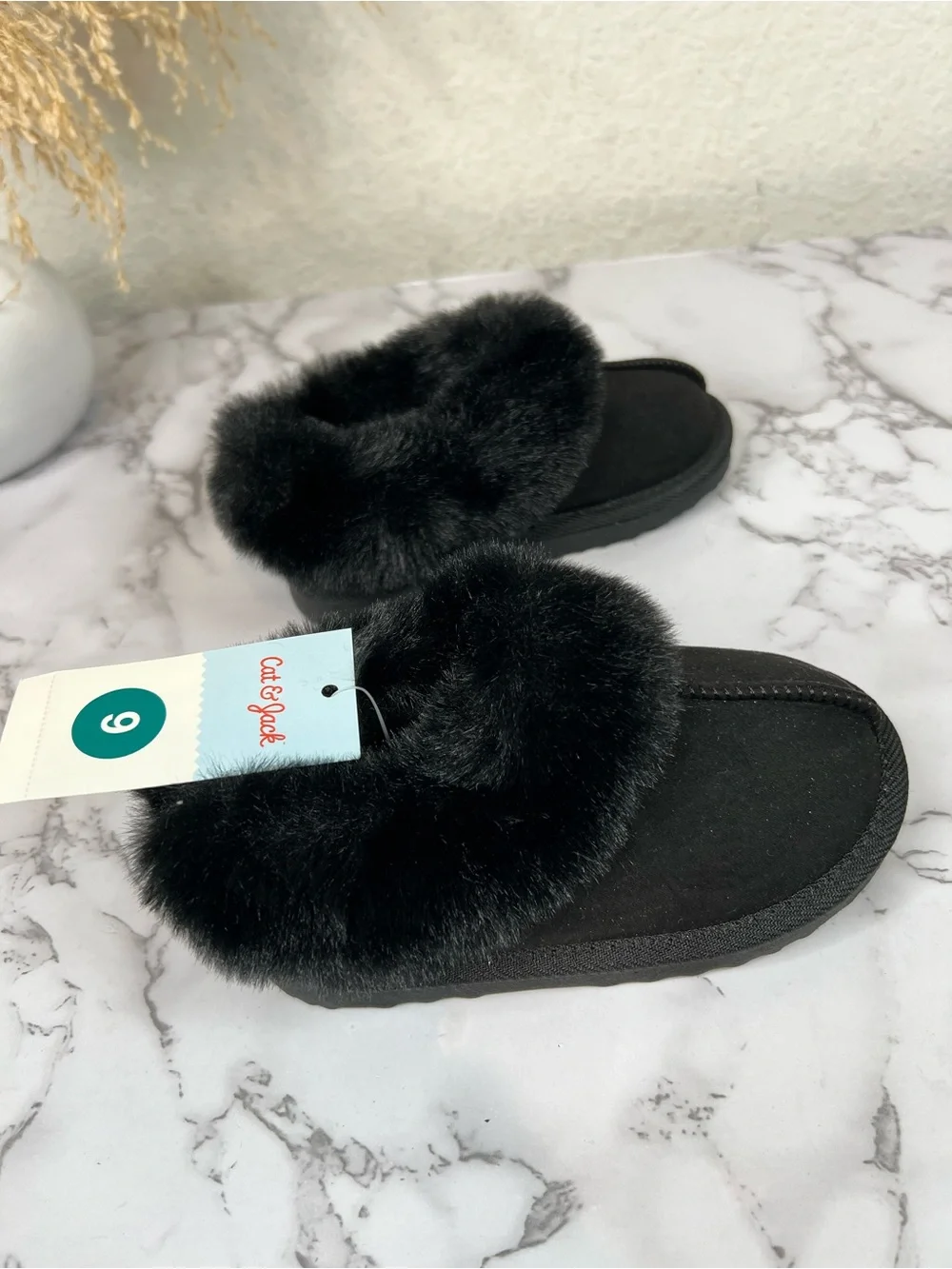 Cat & Jack  Kids Black Faux Fur Slip-On Bootie Slippers Size 9
